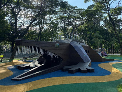 Menghabiskan waktu di taman kota jelang berbuka bisa memberikan inspirasi dan semangat baru lho! (Foto: Istimewa)