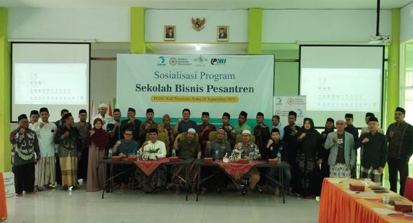 Sekolah Bisnis Pesantren (SBP) diharapkan dapat diikuti oleh 210 pondok pesantren yang ada di beberapa wilayah Jawa Barat (Bogor, Cianjur, Sukabumi), Yogyakarta dan Pasuruan. Program ini akan menyasar hingga 58 ribu santri guna memberikan dampak positif di lingkungan mereka.