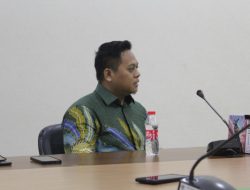 Ketum PRSI Wahyu Hidayat menyampaikan beberapa poin pada audiensi