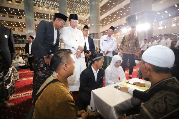 100 Pasangan Ikuti Nikah Massal Gratis