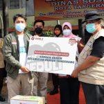 SiCepat Ekspres Salurkan Bantuan Korban Banjir Tangerang Senilai Rp 50 Juta