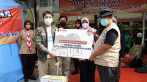 SiCepat Ekspres Salurkan Bantuan Korban Banjir Tangerang Senilai Rp 50 Juta