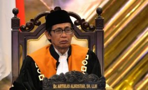 Mengenang Sosok Alm Artidjo Alkostar Algojonya Para Koruptor