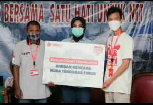 SiCepat Salurkan Bantuan untuk Korban Banjir NTT