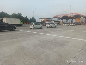 Hari Pertama Pembatasan Mudik Lebaran, Tol Cipali Terpantau Lenggang