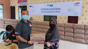 Nurani Astra Berikan Bantuan Paket Sembako Rp3,06 Miliar di 34 Provinsi