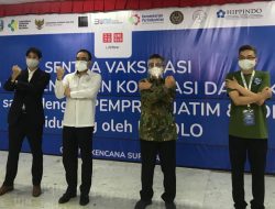 UNIQLO Bersama HIPPINDO Buka Sentra Vaksinasi di Surabaya