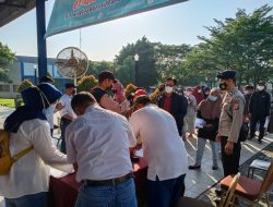 Ditpamobvit Polda Banten Lakukan Pengamanan Vaksinasi di PT KIEC