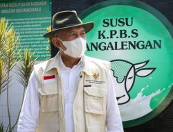 MenkopUKM Tinjau Vaksinasi Anggota KPBS Pangalengan