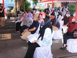 Sambut HUT Ke-15, LPDB KUMKM Gelar Vaksinasi  Massal
