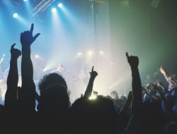 Pemerintah Mulai Izinkan Kegiatan Besar Seperti Konser Musik Hingga Pernikahan