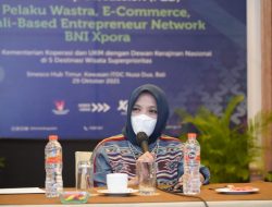 KemenKopUKM Pertemukan Pelaku Usaha Wastra dengan Platform E-Commerce