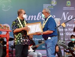 Menteri Teten Dapat Gelar Bapak Transformasi UMKM