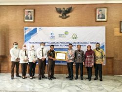 Kejari Bandung Amankan Keuangan Negara dalam Bentuk Piutang LPDB-KUMKM Senilai Rp4,9 Miliar