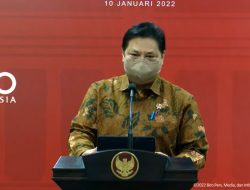 Pemerintah Gencarkan Vaksinasi dan Pisahkan Level Asesmen Kasus PPLN dengan Penularan Lokal