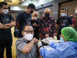 KemenkopUKM Gelar Vaksinasi Booster untuk UMKM