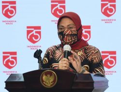 Menaker Batalkan Aturan Pencairan JHT Usia 56