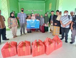 CSR, FIFGroup Bagikan 33.000 Takjil Selama Ramadan di Seluruh Cabang Indonesia