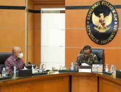 MenKopUKM Tekankan Dua Solusi Penanganan Koperasi Bermasalah