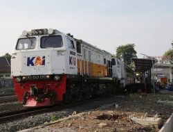 Evakuasi Longsoran Selesai, KA Pangrango Bogor-Sukabumi Kembali Beroperasi