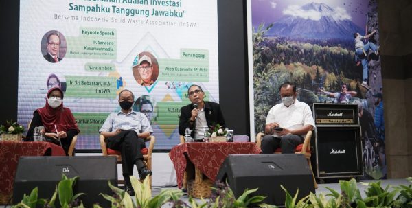 Indonesia Solid Waste Association (InSWA) sebagai organisasi profesi nonprofit yang bergerak dibidang manajemen dan teknologi sampah meluncurkan buku “Kebersihan adalah Investasi, Sampahku Tanggung Jawabku”