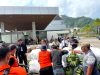 Imigrasi Entikong Bersinergi Membantu Perekonomian Warga Perbatasan