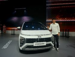 Shin Tae-yong Rasakan Pengalaman bersama STARGAZER di Booth Hyundai di GIIAS 2022