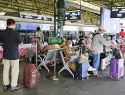 Cek Jadwal 20 KA Tambahan Libur Nataru dari Stasiun Gambir dan Pasar Senen