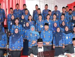 Gubernur Khofifah Minta ASN dan Guru di Jatim Bekerja Profesional dan Imparsial dalam Layani Masyarakat