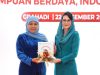 Gubernur Khofifah Terima Penghargaan atas Pemberdayaan dan Perlindungan Driver Ojol Perempuan