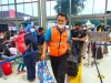 Stasiun Pasar Senen Sediakan Porter Gratis untuk Penumpang Berkebutuhan Khusus