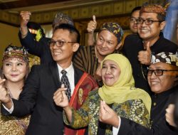 Gubernur Khofifah Apresiasi PBH PERADI yang Aktif Bantu Masyarakat Kurang Mampu