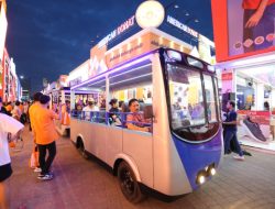 Naik Wara-Wiri Keliling Jakarta Fair