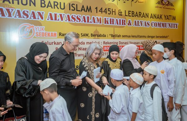 Alvas Community bersama Yayasan Alvassalam Khair turut memperingati hari bersejarah bagi umat Islam ini dengan menggelar acara Lebaran Anak Yatim yang bertepatan dengan hari Asyura, 10 Muharram 1445H atau 28 Juli 2023 di Lobby floor Harmony 6-7 Hotel Harper Mt Haryono Cawang by ASTON, Jakarta