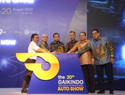 Menko Airlangga Hartato Buka Pameran Otomotif GIIAS 2023