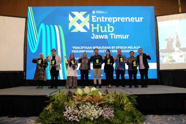 Kementerian Koperasi UKM (KemenKopUKM) kembali menyelenggarakan program Entrepreneur Hub dan kali ini dilakukan di Jawa Timur (Jatim) yang dikemas secara berkelanjutan yang akan difasilitasi oleh para kolaborator.