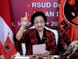 Megawati Ingatkan Seluruh Kader Partainya untuk Setia dan Tidak Berpikir Pindah ke Partai Lain