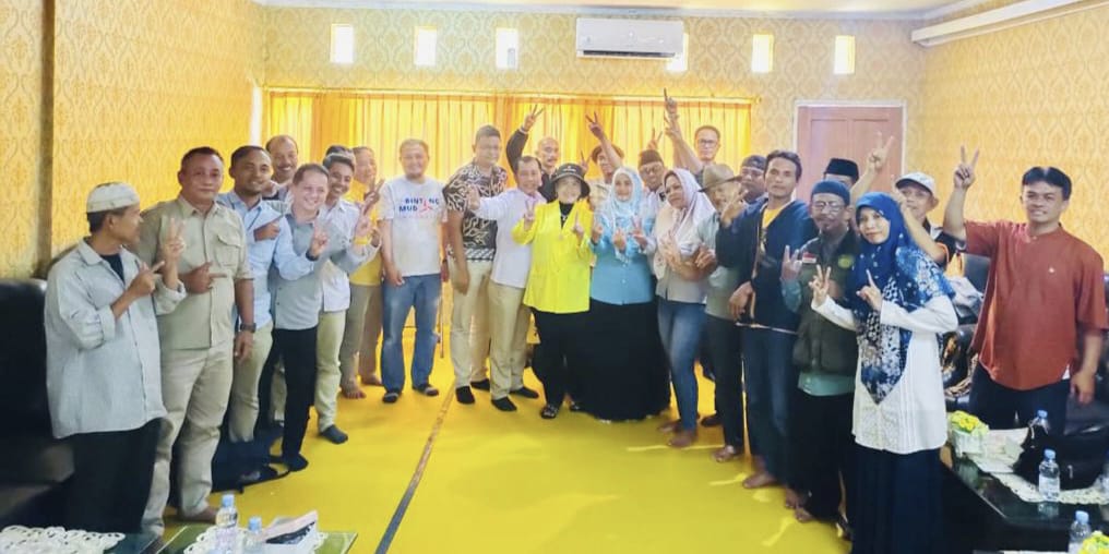 Bunda Elita, selaku Ketua DPD Golkar Subang