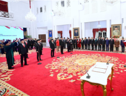 Presiden Jokowi Lantik Anggota Komisi Pengawas Persaingan Usaha