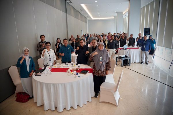 Kementerian Koperasi dan UKM (KemenKopUKM) mengundang para entrepreneur atau wirausaha unggulan untuk bergabung dalam program Entrepreneur Development (Entredev) 2024 "Dare To Grow"