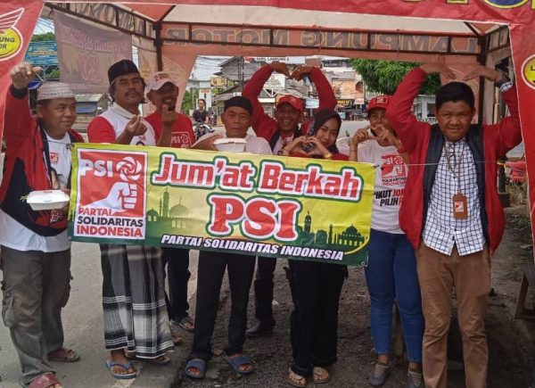 Jumat Berkah Bersama PSI Banjar Agung: Bangkitkan Solidaritas dan Kepedulian