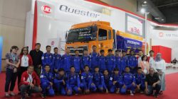 Foto Bersama Astra UD Trucks, UD Astra Motor Indonesia, dan SMK 1 Perguruan Cikini Jakarta
