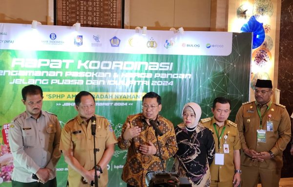 Badan Pangan Nasional/National Food Agency (NFA) bersama stakeholder terkait menggelar Rapat Koordinasi Nasional (Rakornas) Pengamanan Pasokan dan Harga Pangan di Hotel Kempinski, Jakarta, Senin (4/3/2024)