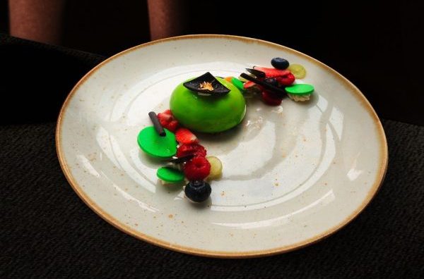 Hotel Grand Sahid Jaya Jakarta menghadirkan lebih dari 100 menu-menu terbaik perpaduan makanan Nusantara, Asia dan Western, yang siap disajikan setiap harinya, menemani saat Berbuka Puasa