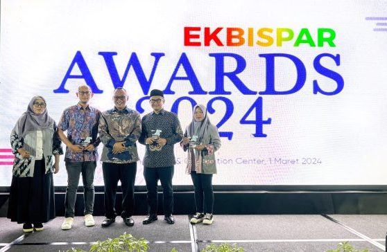 Aston Serang Hotel & Convention Center Raih Ekbispar Award Kategori Peduli Lingkungan