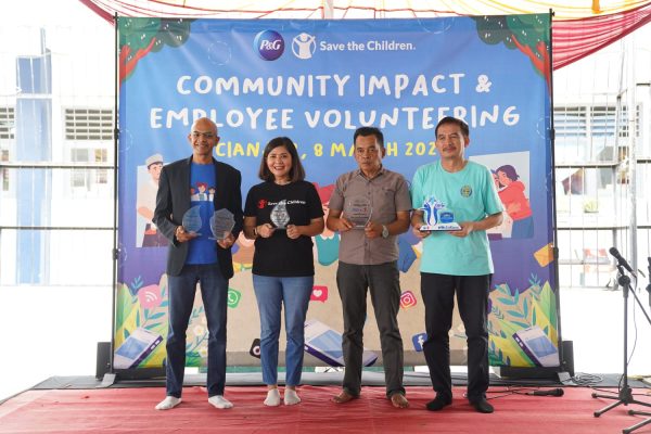 Procter and Gamble (P&G) Indonesia dan Save the Children terus melangkah maju dengan inovasi melalui Program We See Equal untuk menciptakan lingkungan yang setara, positif gender, dan aman bagi anak-anak, terutama di Cianjur dan Kabupaten Bandung, Jawa Barat.