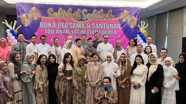 Gandeng Usatad Maulana, Sahabat Sedekah dan Nemuru Hotels Adakan Buka Bersama dan Santunan