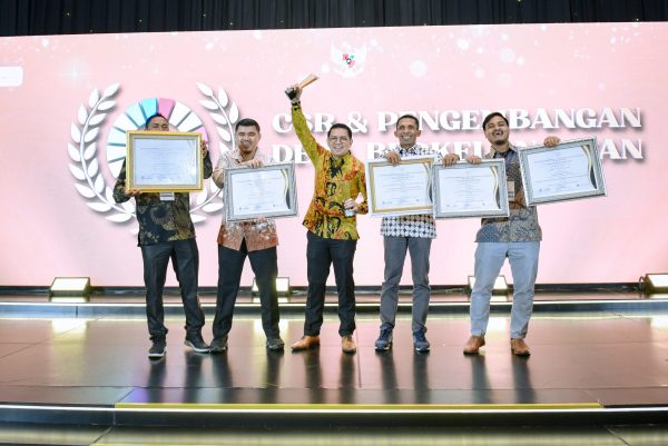 PT Trimegah Bangun Persada Tbk, Harita Nickel meraih lima penghargaan dalam Penganugerahan CSR & PDB Awards 2024