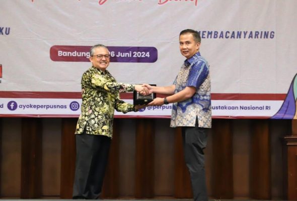 Gerakan Indonesia Membaca, Perpusnas Salurkan Bahan Bacaan Bermutu ke 713 Perpustakaan di Jabar