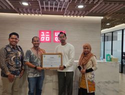 Uniqlo Indonesia Gunakan Layanan REC PLN untuk Energi Bersih